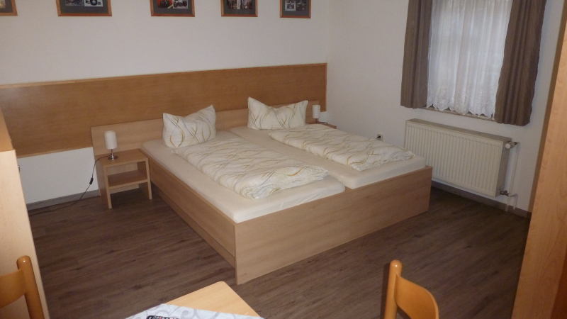 Familienzimmer - Pension 'Zum Knipser' in Dresden Familienzimmer - Pension 'Zum Knipser' in Dresden